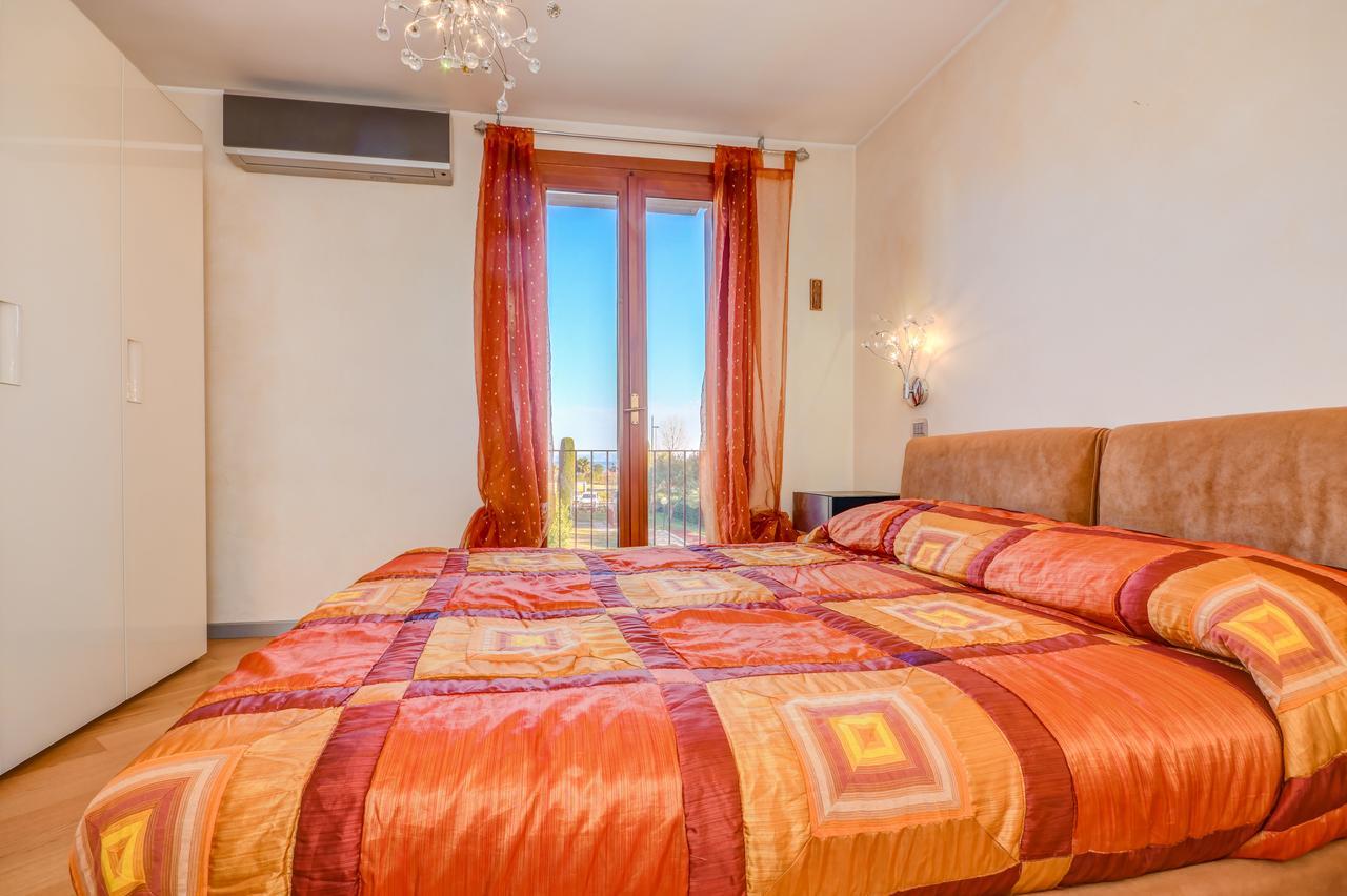 Barcone 1 Apartman Sirmione Kültér fotó