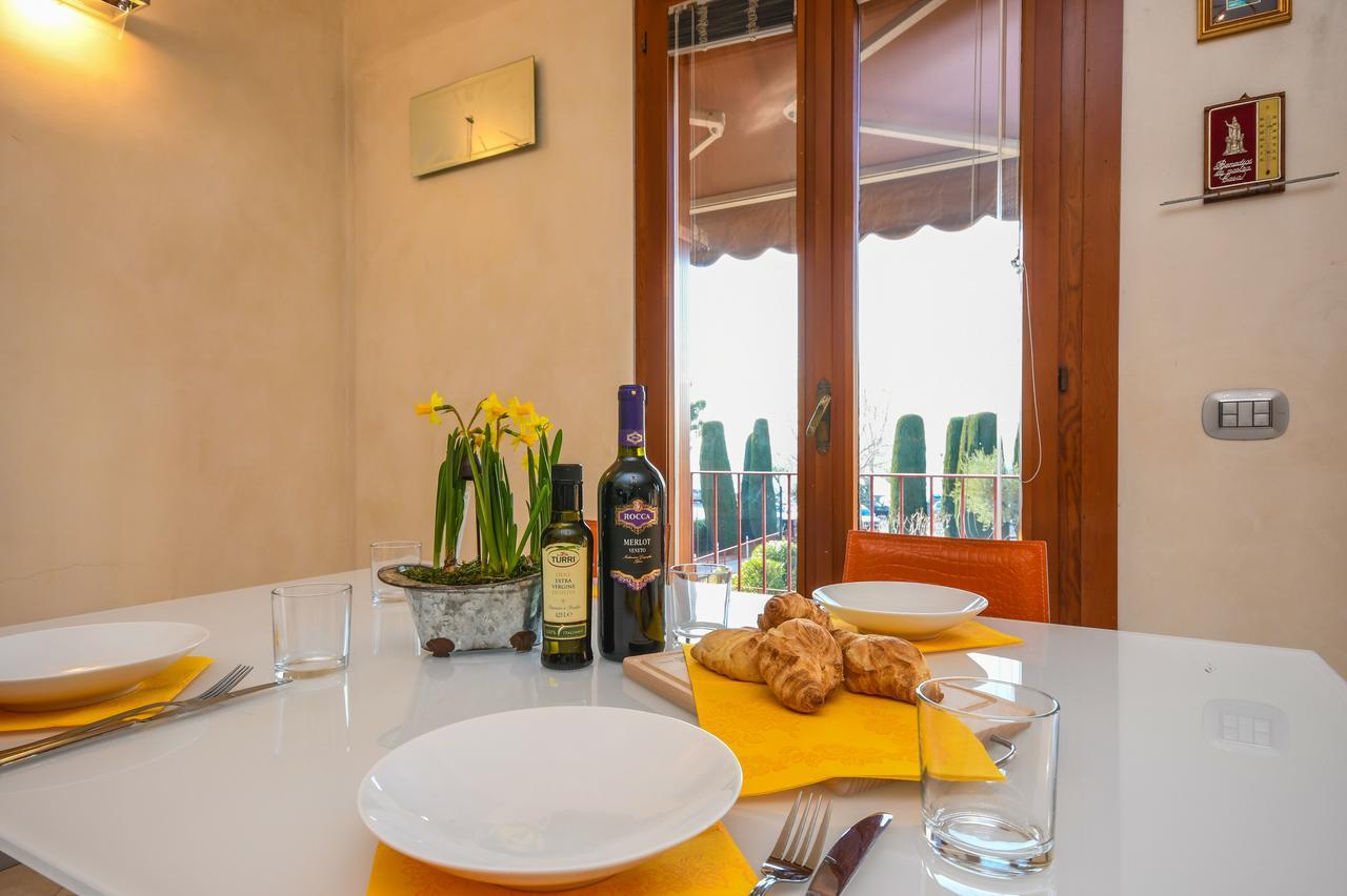 Barcone 1 Apartman Sirmione Kültér fotó